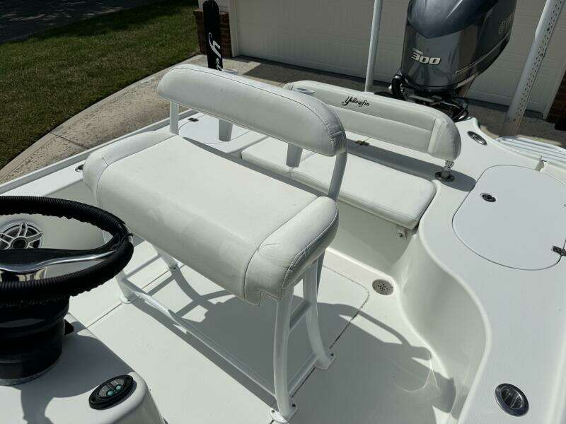 24ft Yellowfin Yacht For Sale
