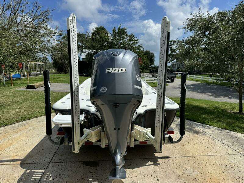 24ft Yellowfin Yacht For Sale