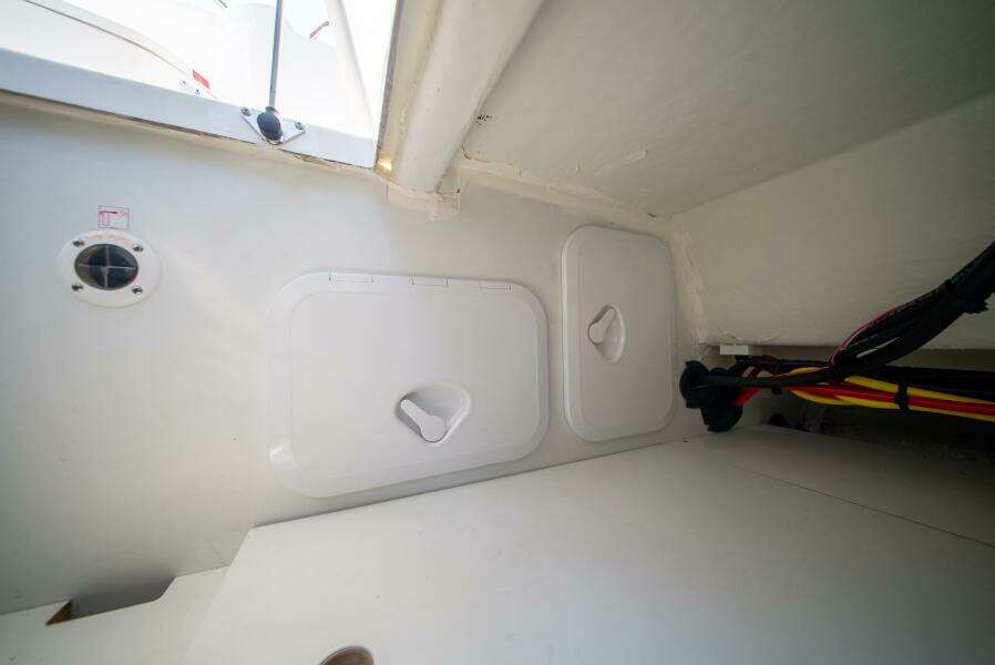 Suze s Choice 29ft Beneteau Yacht For Sale