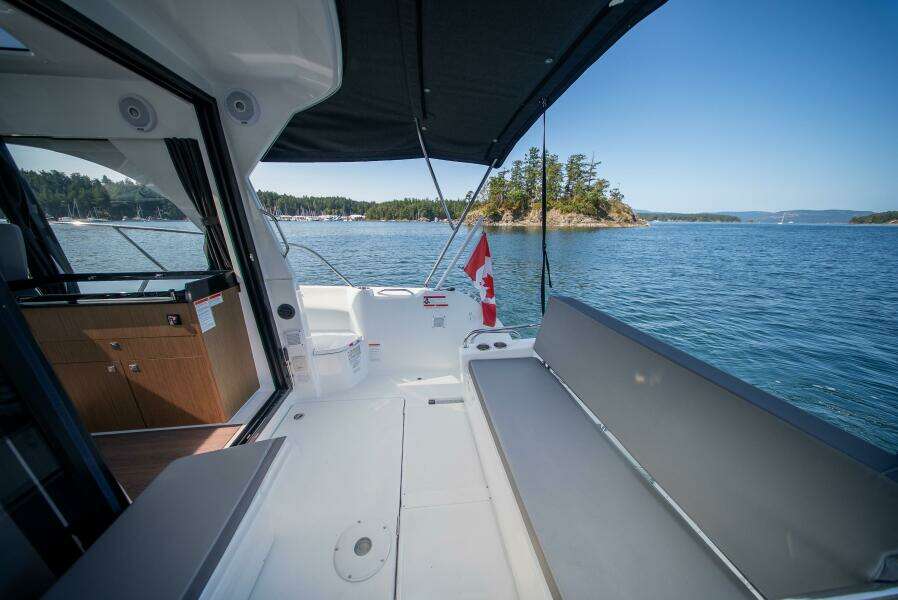 Suze s Choice 29ft Beneteau Yacht For Sale