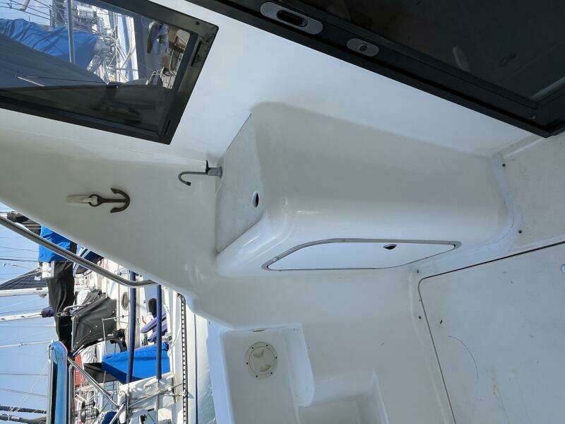39ft Bayliner Yacht For Sale