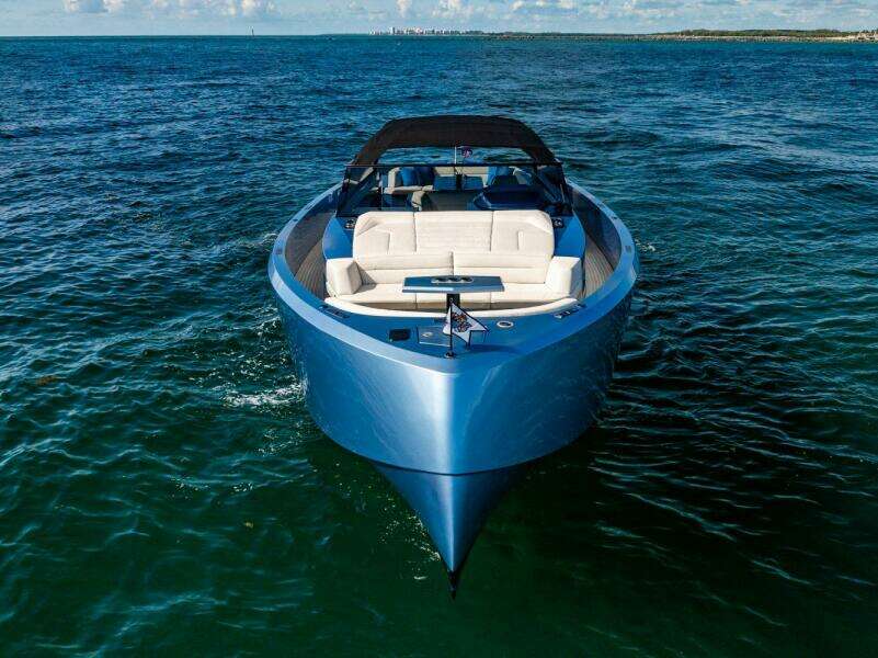 IMPULSIVE 58ft Vanquish Yachts Yacht For Sale