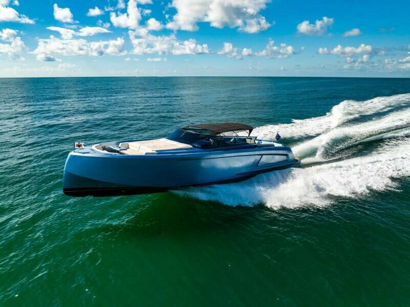 IMPULSIVE 58ft Vanquish Yachts Yacht For Sale