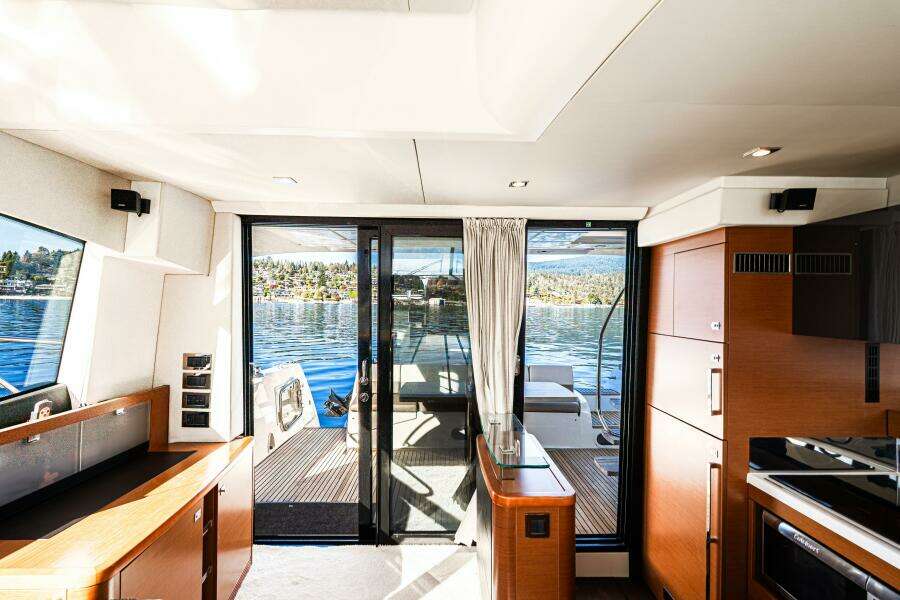 Luna Maris 55ft Prestige Yacht For Sale
