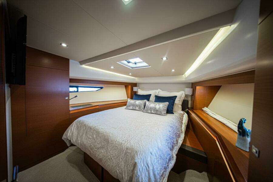 Luna Maris 55ft Prestige Yacht For Sale Luna Maris 55ft Prestige Yacht For Sale