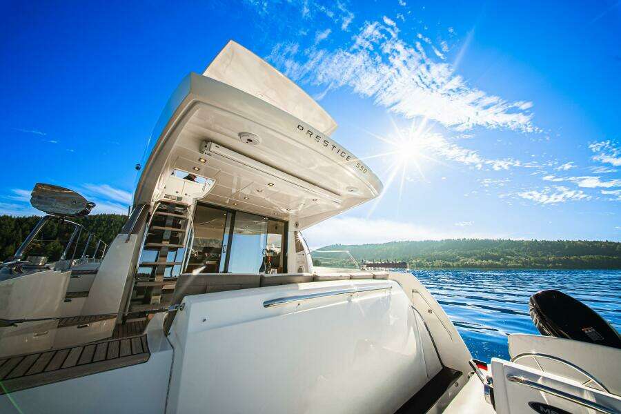 Luna Maris 55ft Prestige Yacht For Sale