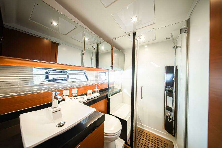 Luna Maris 55ft Prestige Yacht For Sale