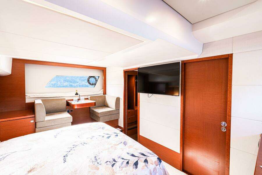 Luna Maris 55ft Prestige Yacht For Sale