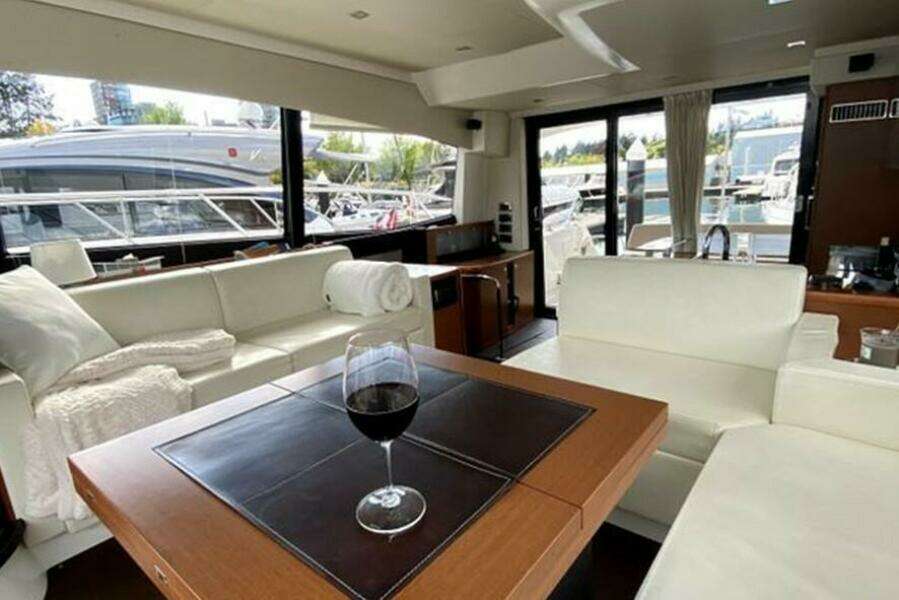 Luna Maris 55ft Prestige Yacht For Sale