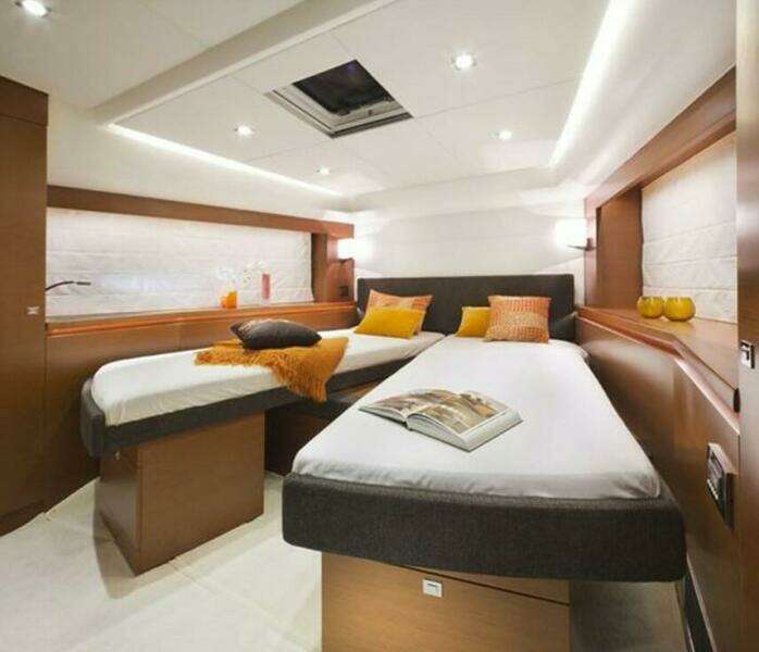 Luna Maris 55ft Prestige Yacht For Sale