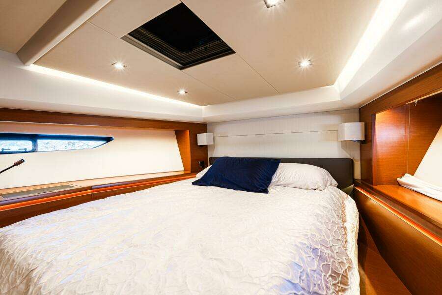 Luna Maris 55ft Prestige Yacht For Sale