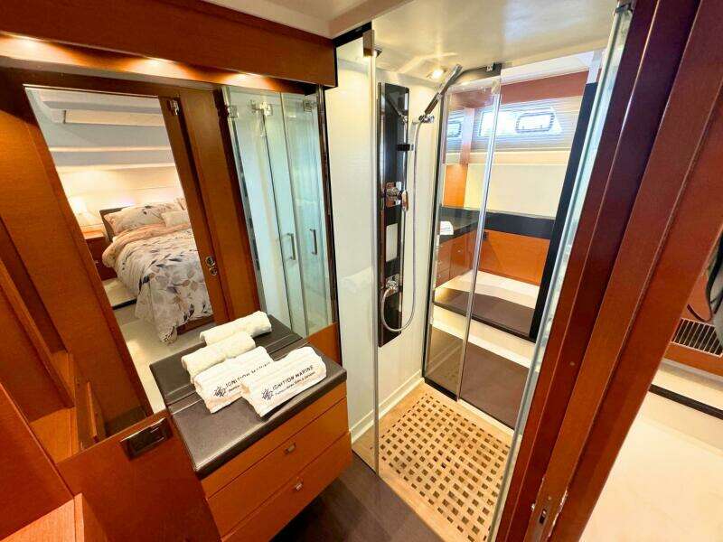 Luna Maris 55ft Prestige Yacht For Sale