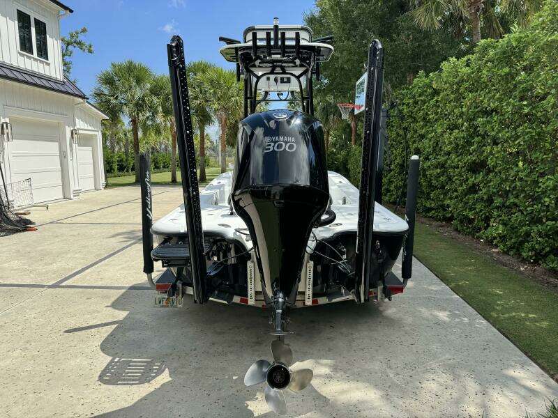 24ft Yellowfin Yacht For Sale