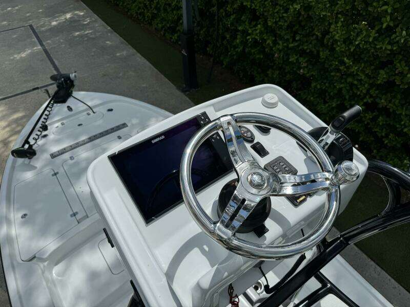 24ft Yellowfin Yacht For Sale