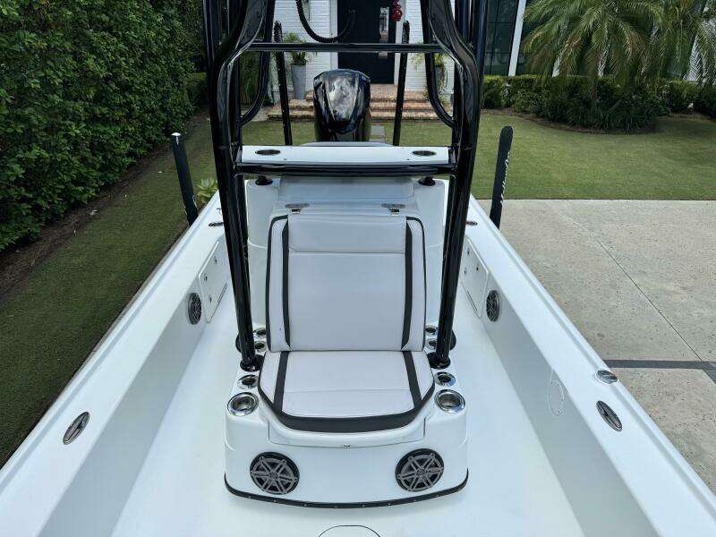 24ft Yellowfin Yacht For Sale