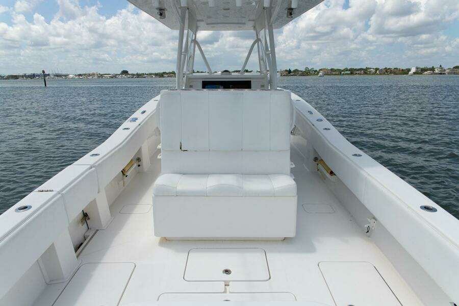 36ft Invincible Yacht For Sale