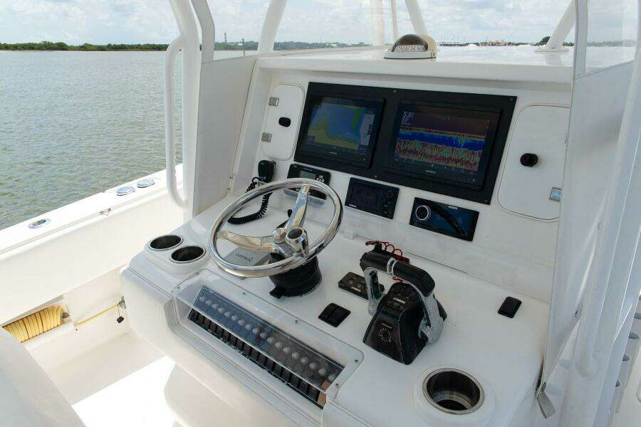 36ft Invincible Yacht For Sale