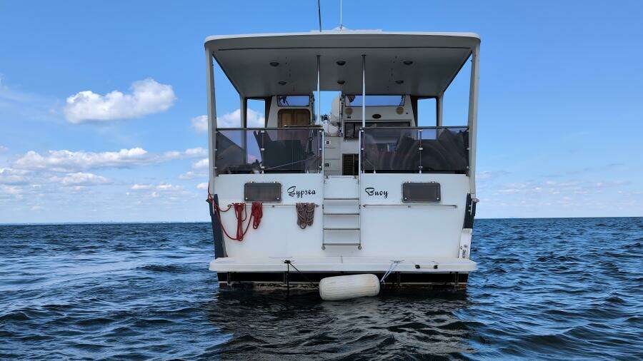 GYPSEA BUOY 49ft Hyundai Yacht For Sale