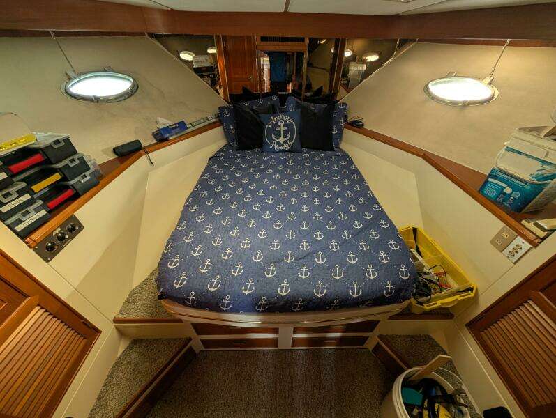 GYPSEA BUOY 49ft Hyundai Yacht For Sale