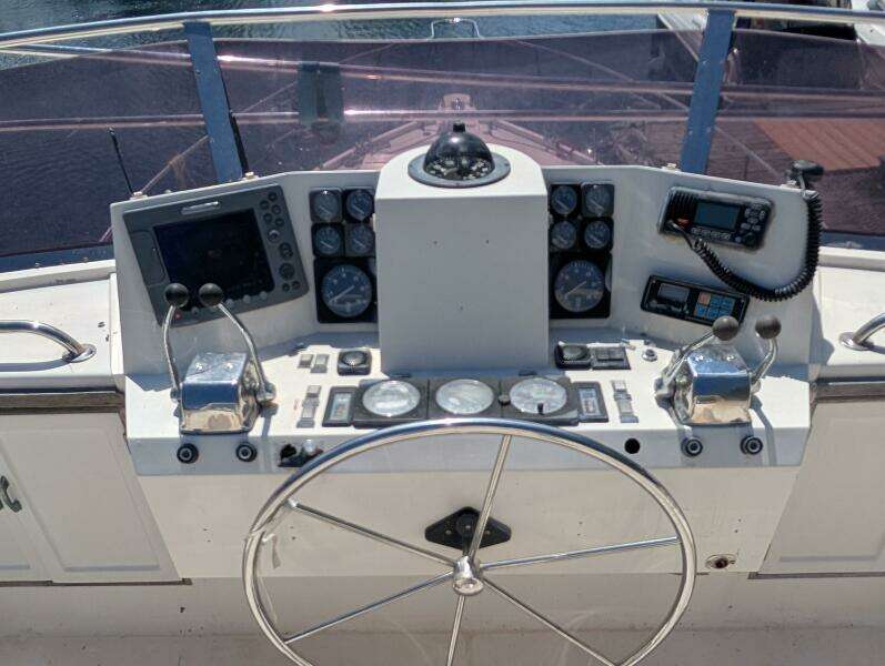 GYPSEA BUOY 49ft Hyundai Yacht For Sale