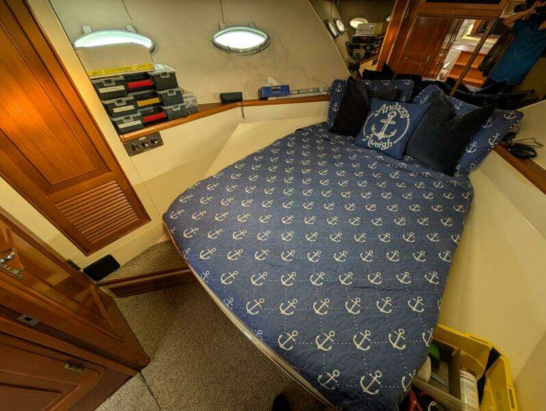 GYPSEA BUOY 49ft Hyundai Yacht For Sale