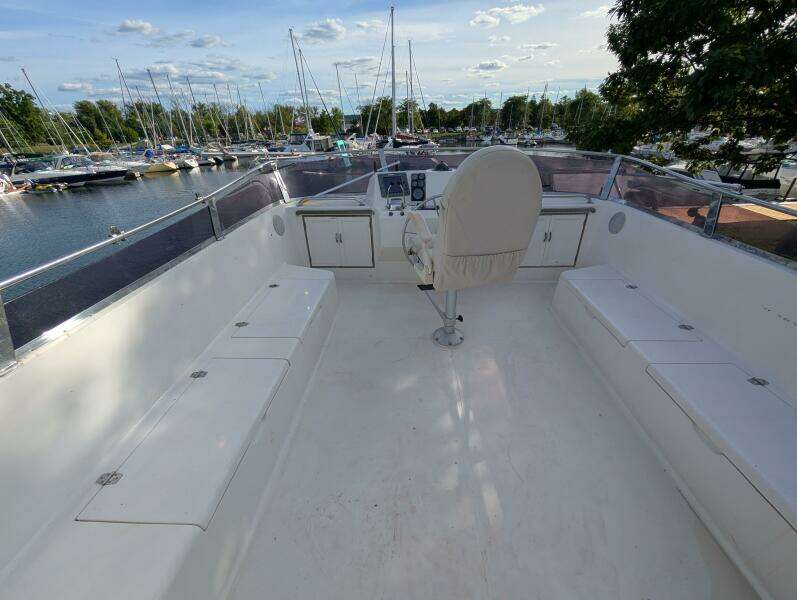 GYPSEA BUOY 49ft Hyundai Yacht For Sale