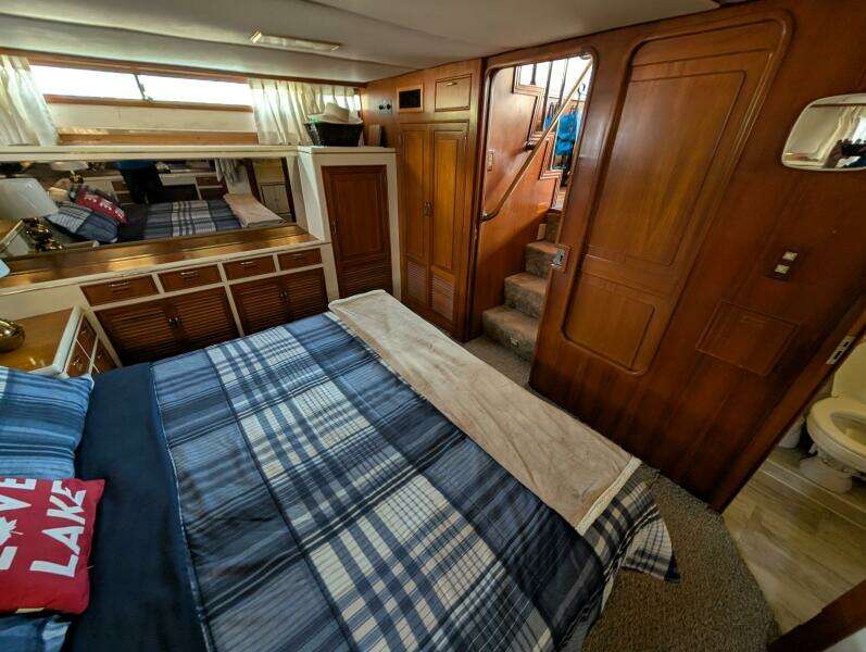 GYPSEA BUOY 49ft Hyundai Yacht For Sale