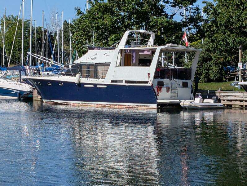 GYPSEA BUOY 49ft Hyundai Yacht For Sale