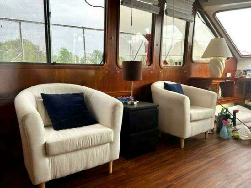 GYPSEA BUOY 49ft Hyundai Yacht For Sale