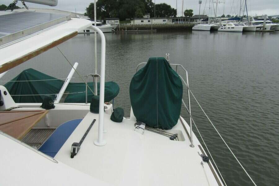 2001-catana-471-sail-9922170-20250826084610419-3.jpg
