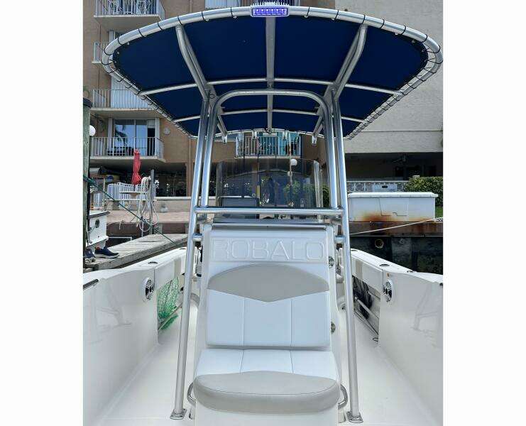 20ft Robalo Yacht For Sale