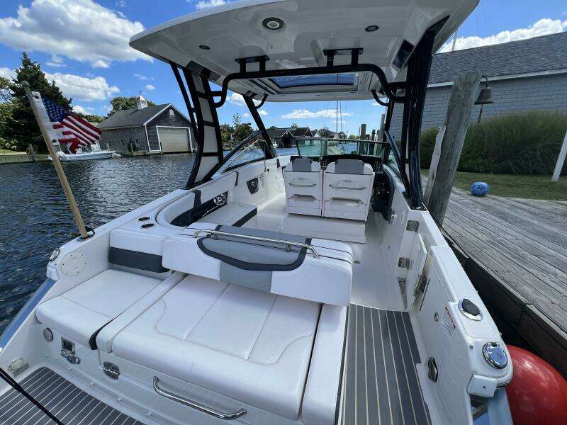 28ft Chaparral Yacht For Sale