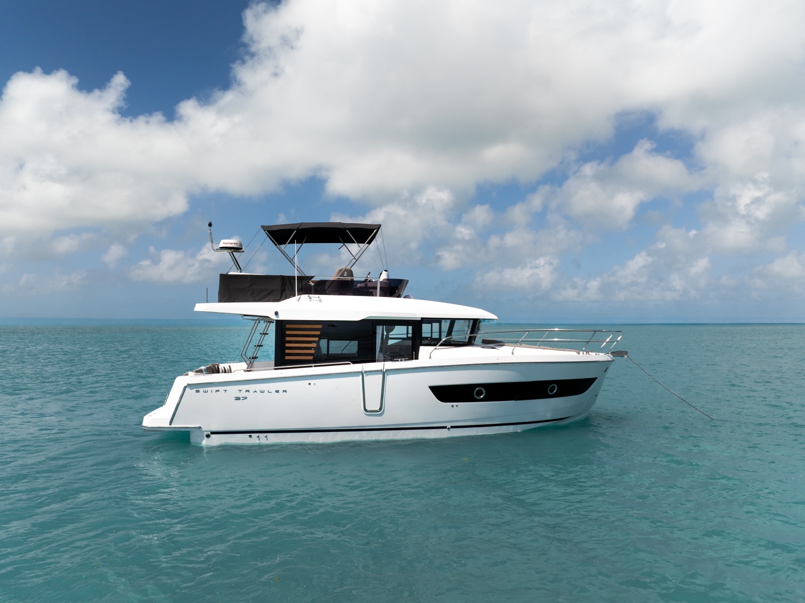 2027 Beneteau Swift Trawler 37