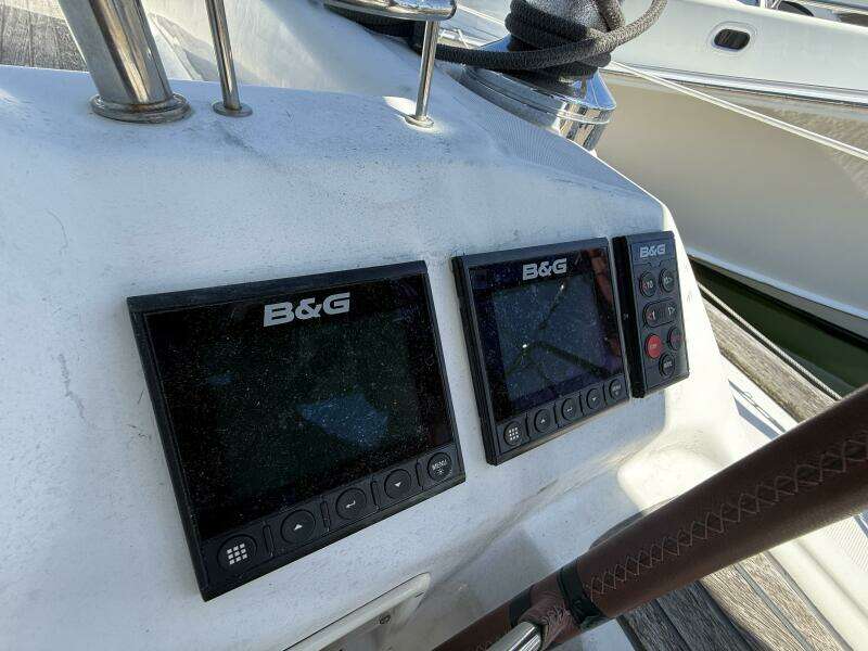 Magic Maddie 2 43ft Beneteau Yacht For Sale