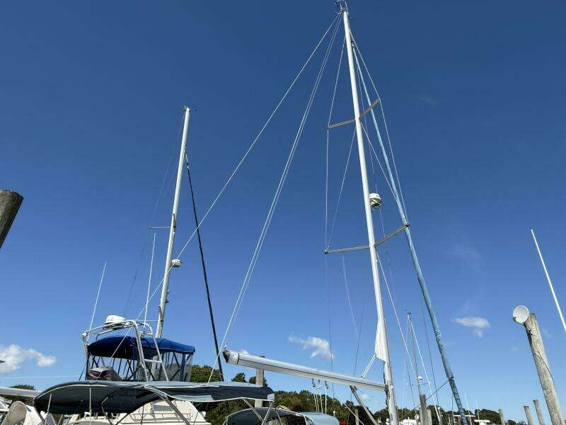 Magic Maddie 2 43ft Beneteau Yacht For Sale