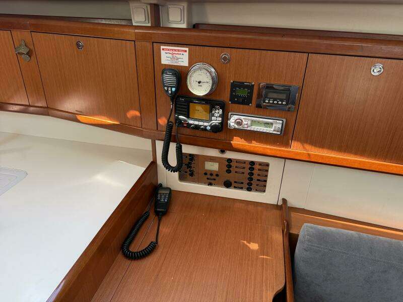 Magic Maddie 2 43ft Beneteau Yacht For Sale