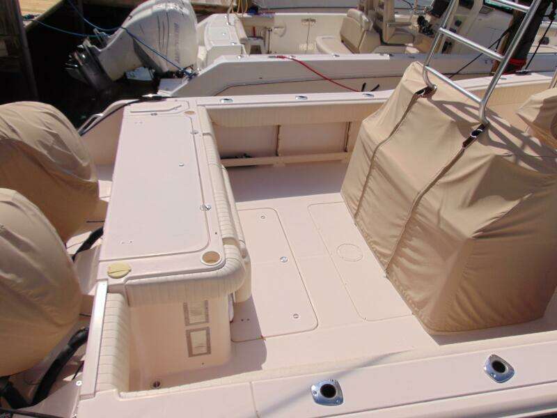 FORE REEL 33ft Grady White Yacht For Sale