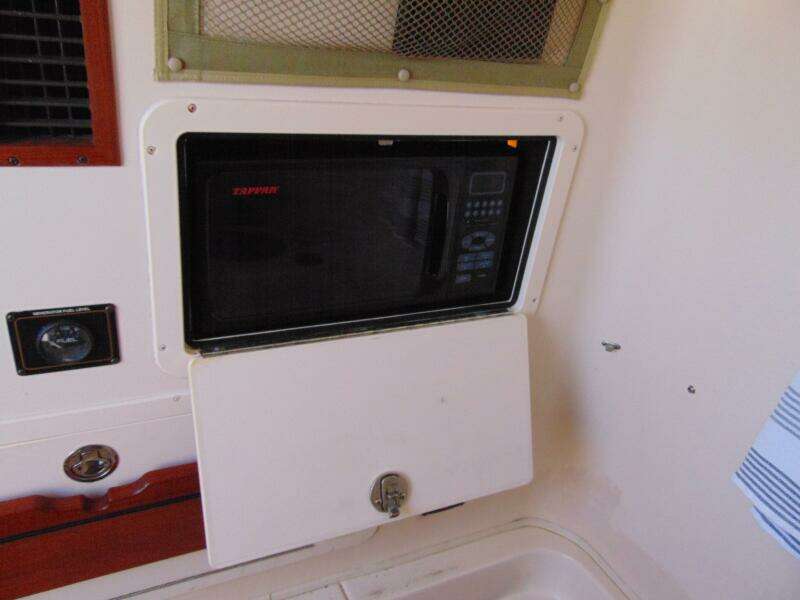 FORE REEL 33ft Grady White Yacht For Sale