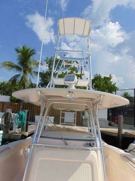 FORE REEL 33ft Grady White Yacht For Sale