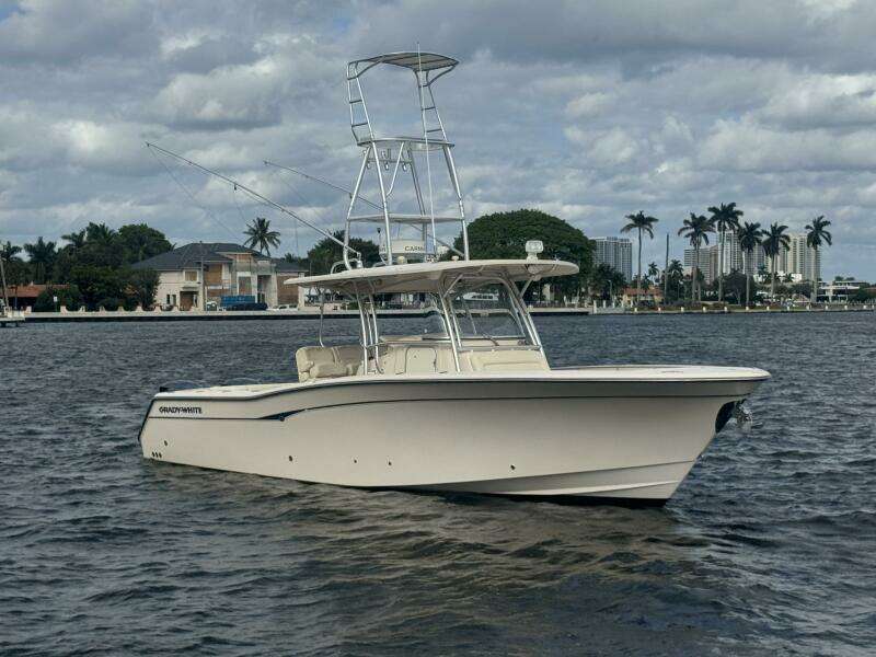 FORE REEL 33ft Grady White Yacht For Sale