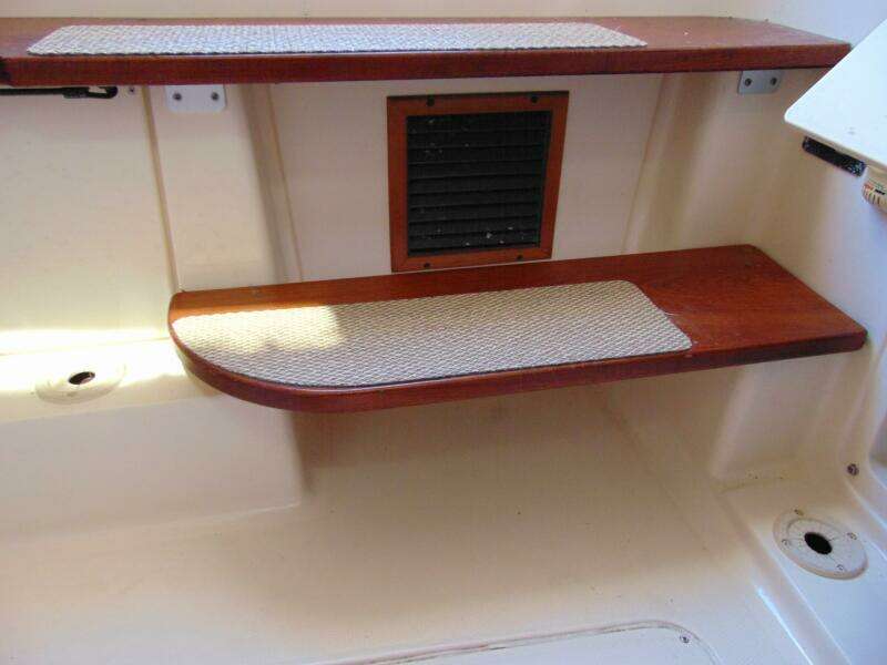 FORE REEL 33ft Grady White Yacht For Sale