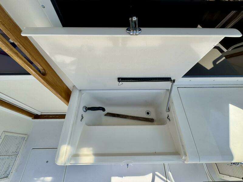 Lady E 35ft Viking Yacht For Sale
