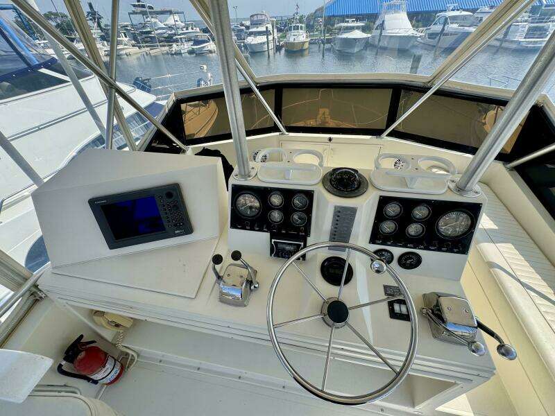 Lady E 35ft Viking Yacht For Sale