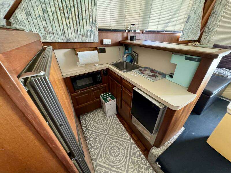 Lady E 35ft Viking Yacht For Sale