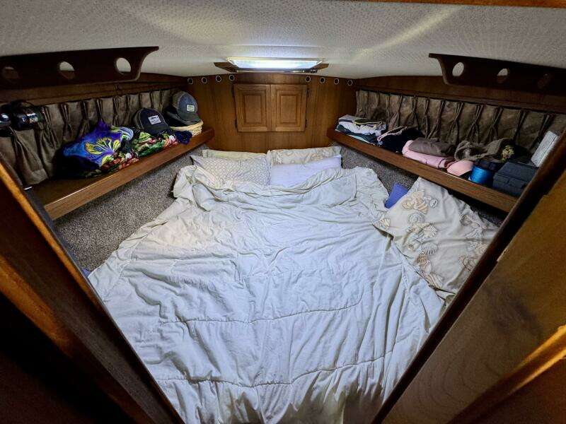 Lady E 35ft Viking Yacht For Sale