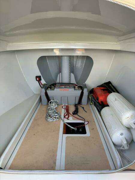 LA LUNA 22ft Custom Yacht For Sale