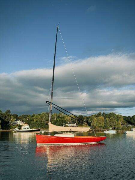 LA LUNA 22ft Custom Yacht For Sale