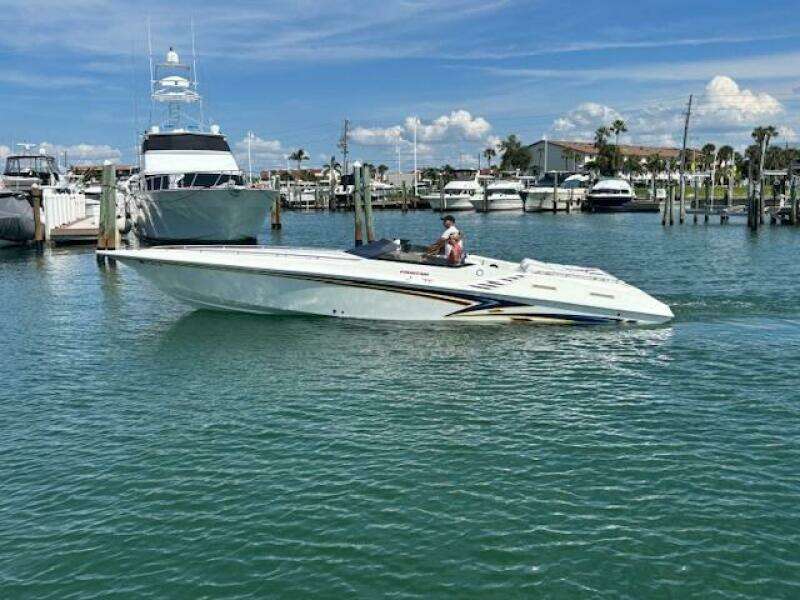 35ft Fountain Yacht For Sale