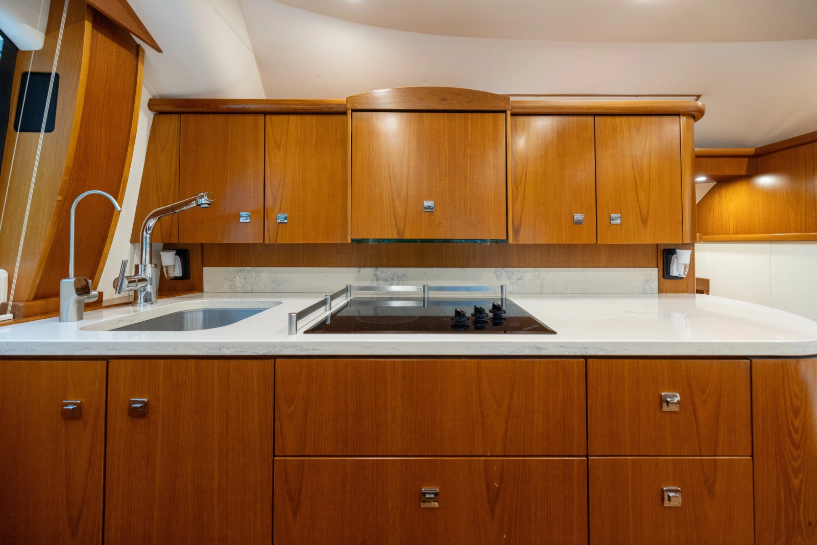 2015 Tiara Yachts 48 Convertible