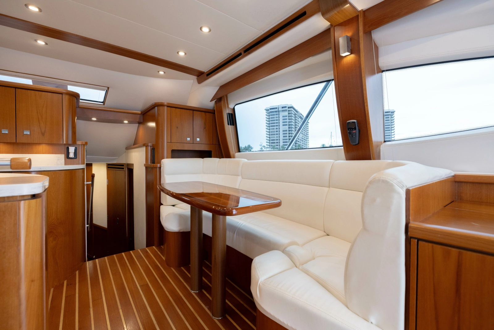 2015 Tiara Yachts 48 Convertible